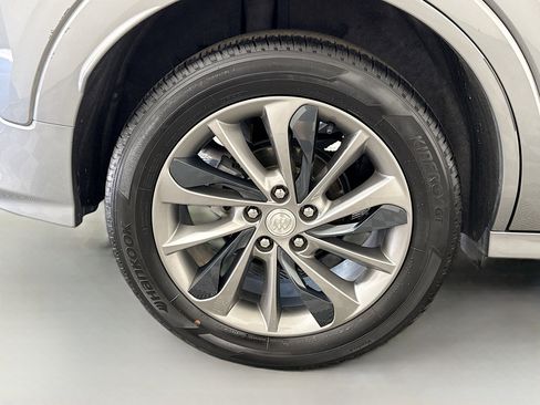 Used 2023 Buick Encore GX Select w/ Sport Touring Package FWD image 33