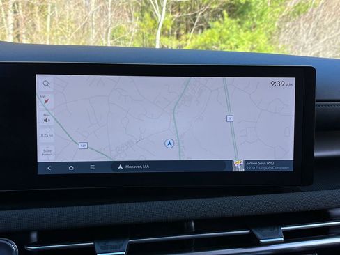 Used 2025 Hyundai Tucson Limited image 18