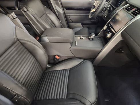 New 2026 Land Rover Discovery S AWD/4WD image 3