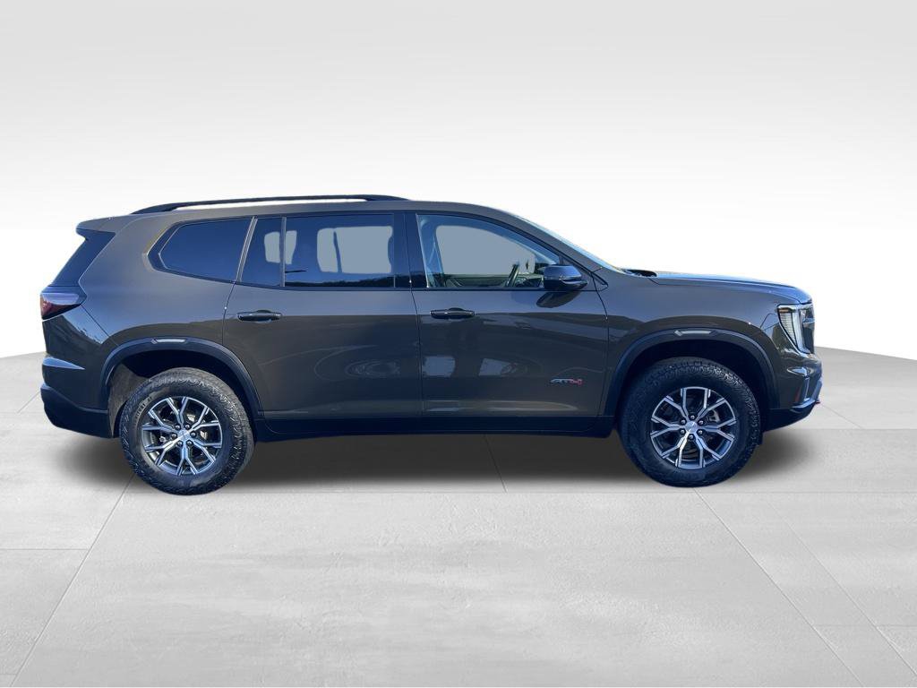 Used 2025 GMC Acadia AT4 AWD/4WD image 6