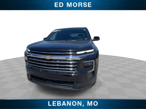 Certified 2026 Chevrolet Traverse LT AWD/4WD image 3