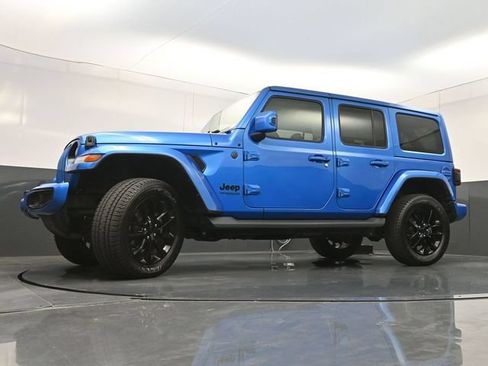 Used 2021 Jeep Wrangler Unlimited Sahara AWD/4WD image 28