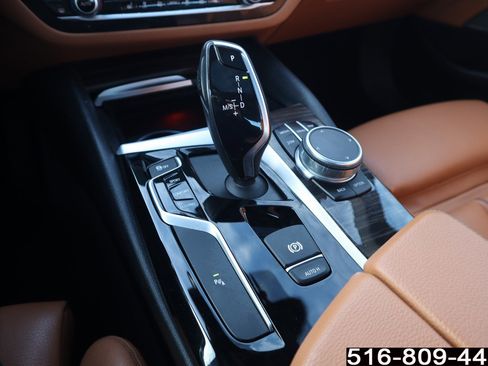 Used 2018 BMW 540i xDrive w/ Premium Package image 23