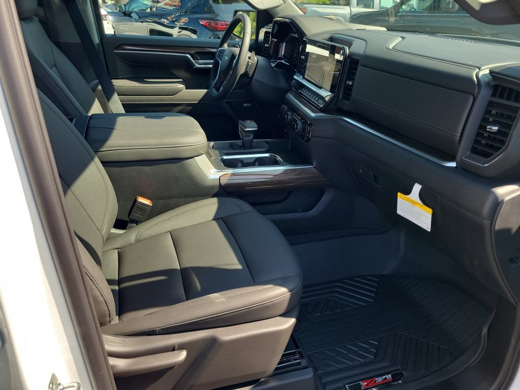 New 2026 Chevrolet Silverado 1500 RST w/ RST All Star Premium Package AWD/4WD image 18
