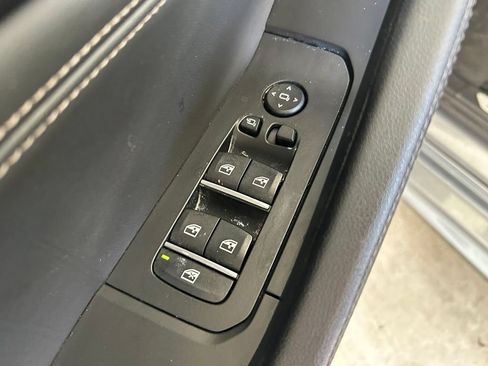 Used 2024 BMW X6 xDrive40i AWD/4WD image 41