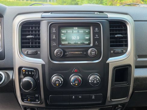 Used 2019 RAM 1500 Warlock AWD/4WD image 13