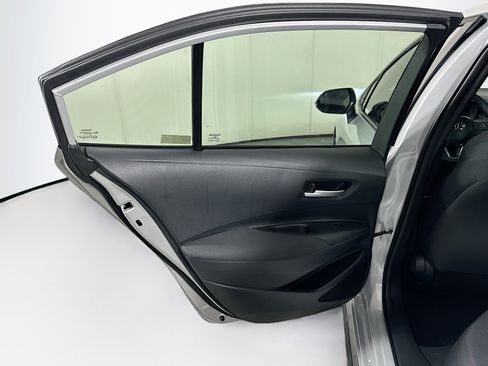 Used 2026 Toyota Corolla SE FWD image 25