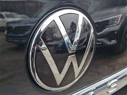 Used 2023 Volkswagen Atlas SE image 30