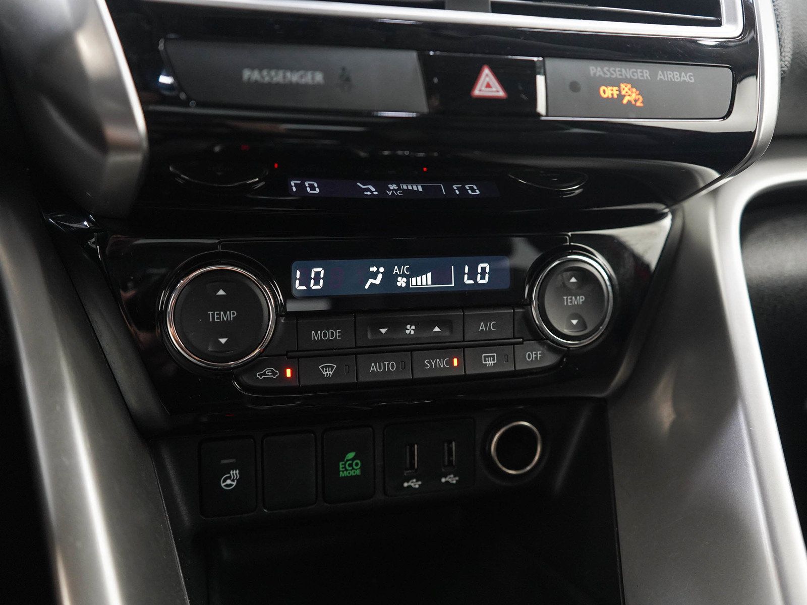 Used 2018 Mitsubishi Eclipse Cross SEL AWD/4WD image 22
