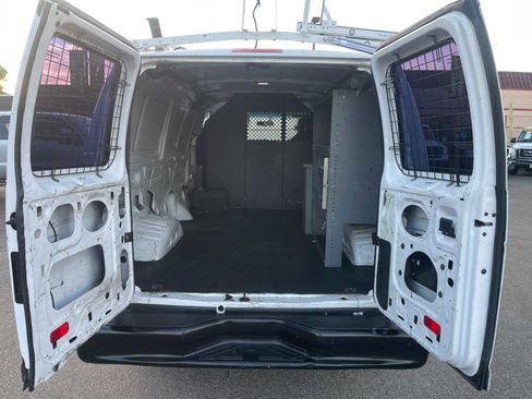 Used 2013 Ford E-150 and Econoline 150 image 9