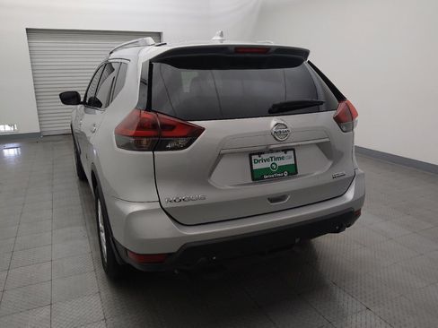 Used 2019 Nissan Rogue S w/ Special Edition Package FWD image 6