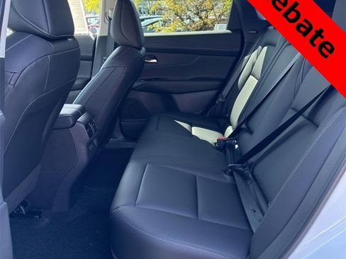 New 2025 Nissan Murano SL image 17