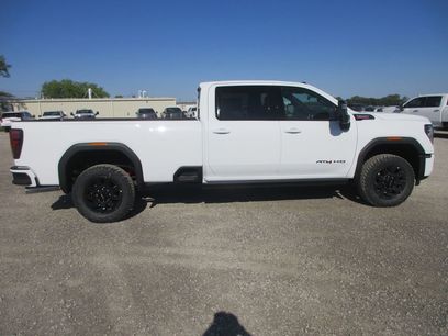 New 2026 GMC Sierra 3500 AT4 w/ AT4 Premium Plus Package