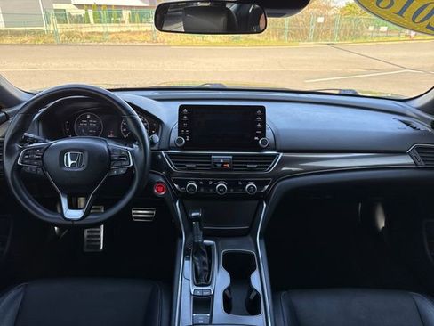 Used 2018 Honda Accord Sport image 15