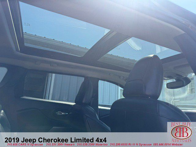 Used 2019 Jeep Cherokee Limited AWD/4WD image 14