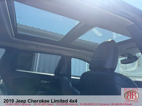 Used 2019 Jeep Cherokee Limited AWD/4WD image 14