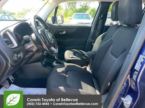 Used 2016 Jeep Renegade Latitude w/ Cold Weather Group AWD/4WD image 17