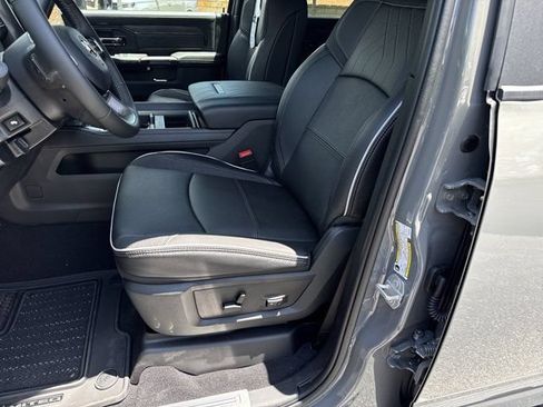 New 2026 RAM 3500 Limited AWD/4WD image 9