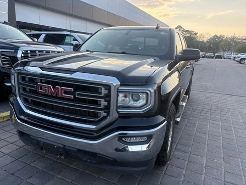 Used 2016 GMC Sierra 1500 SLE w/ SLE Value Package image 3
