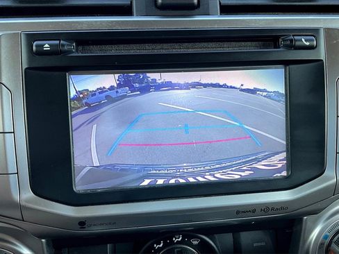 Used 2018 Toyota 4Runner SR5 Premium image 21