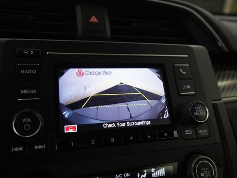 Used 2018 Honda Civic Sport image 25