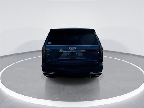 Used 2025 Cadillac Escalade Premium Luxury Platinum image 7