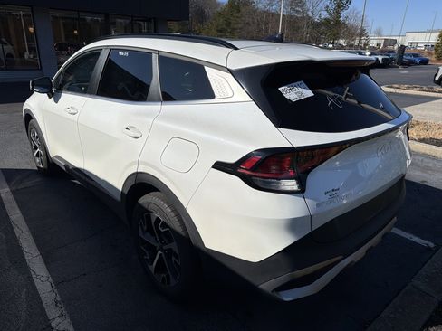 Used 2023 Kia Sportage EX w/ EX Premium Package image 4