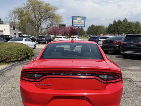 Used 2023 Dodge Charger SXT RWD image 6