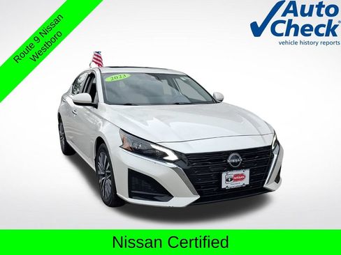 Certified 2023 Nissan Altima 2.5 SV w/ SV Premium Package AWD/4WD image 4
