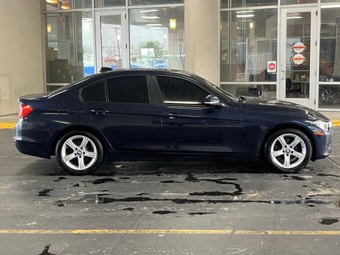 Used 2014 BMW 328d xDrive Sedan AWD/4WD image 11