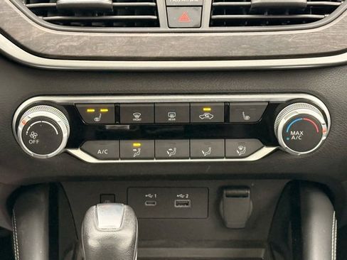 Certified 2023 Nissan Altima 2.5 SV w/ SV Premium Package image 27