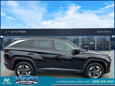 Certified 2025 Hyundai Tucson SEL AWD/4WD image 5