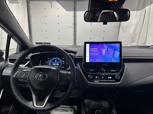 Used 2025 Toyota Corolla XSE image 16