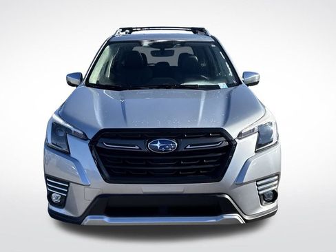 Used 2022 Subaru Forester Touring w/ Popular Package #2 image 9