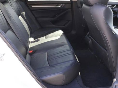 Used 2018 Honda Accord EX-L image 25