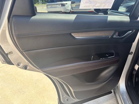 Used 2019 MAZDA CX-5 Signature AWD/4WD image 12