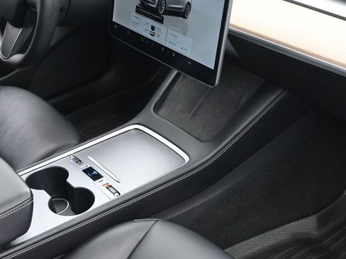 Used 2022 Tesla Model 3 Long Range image 34