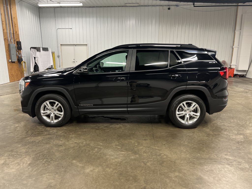 Certified 2023 GMC Terrain SLE w/ Driver Convenience Package AWD/4WD image 6