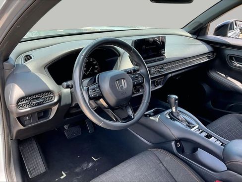 Used 2023 Honda HR-V Sport image 17