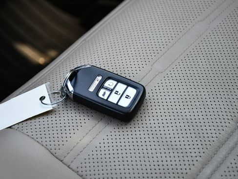 Used 2018 Honda CR-V EX-L image 19
