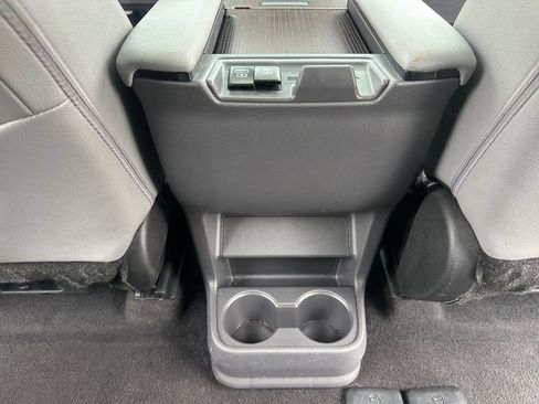 Used 2024 Toyota Sienna XLE image 26