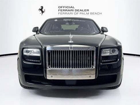 Used 2014 Rolls-Royce Ghost image 2