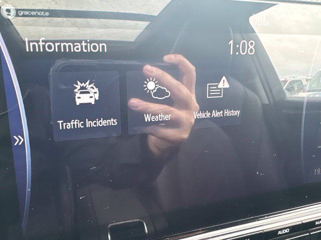Used 2020 Toyota Highlander Platinum AWD/4WD image 31