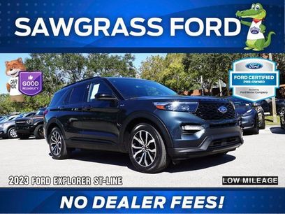 Certified 2023 Ford Explorer ST-Line w/ Class IV Trailer Tow Package