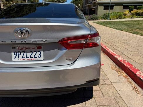 Used 2019 Toyota Camry LE w/ Carpet Mat Package FWD image 16