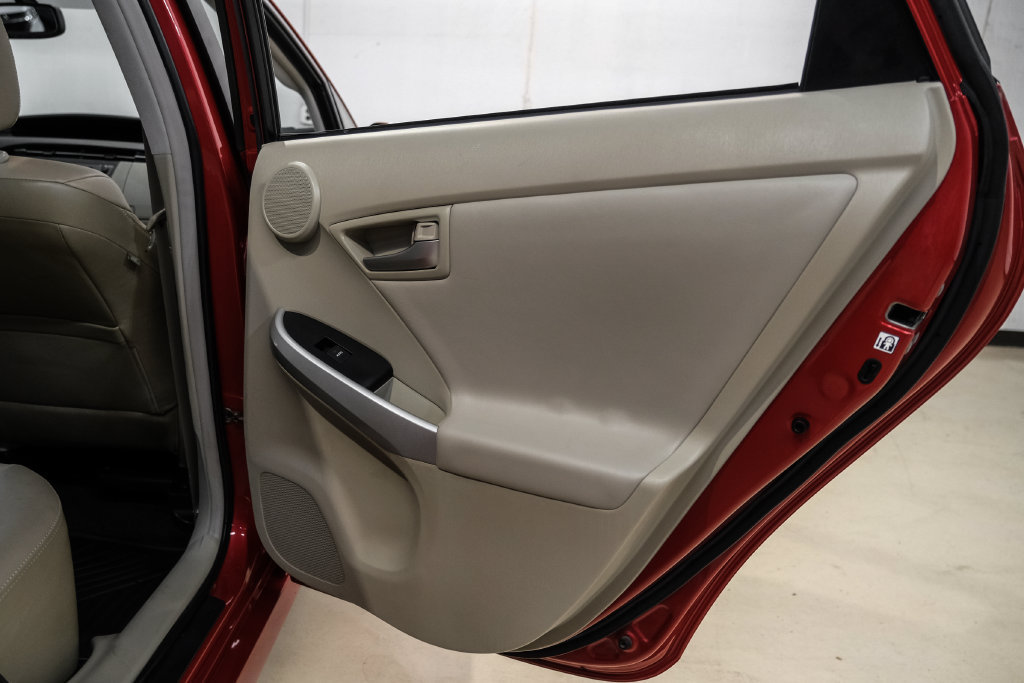 Used 2012 Toyota Prius Four w/ Deluxe Solar Roof Pkg FWD image 41