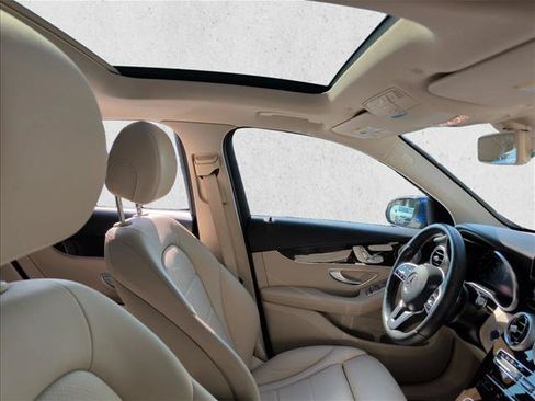 Certified 2020 Mercedes-Benz GLC 300 4MATIC image 22