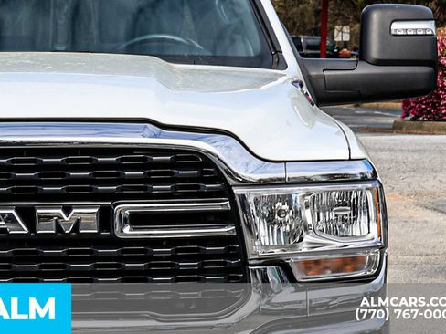 Used 2024 RAM 3500 Big Horn AWD/4WD image 15