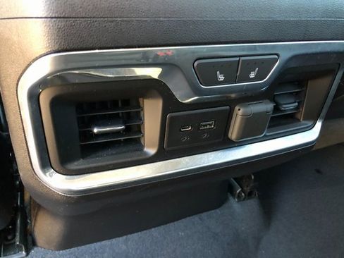 Used 2019 Chevrolet Silverado 1500 LTZ image 19