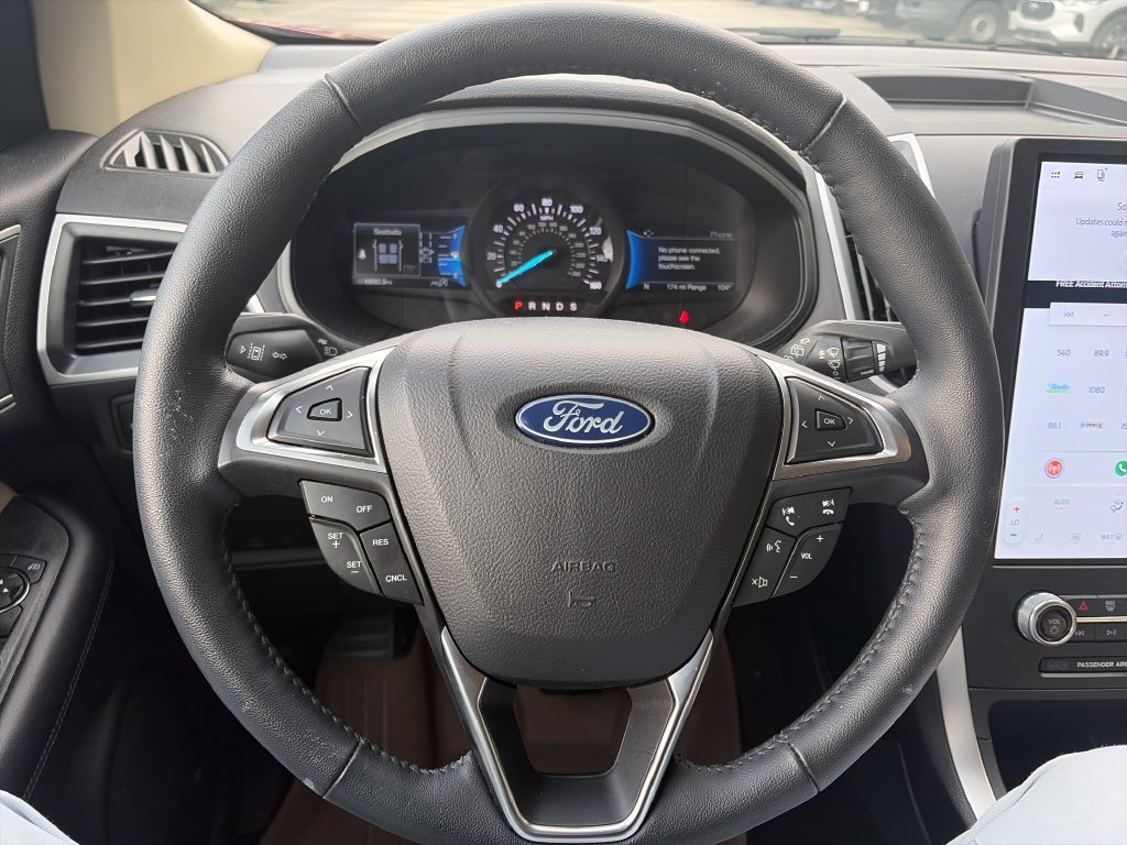 Used 2024 Ford Edge SEL w/ Convenience Package AWD/4WD image 18